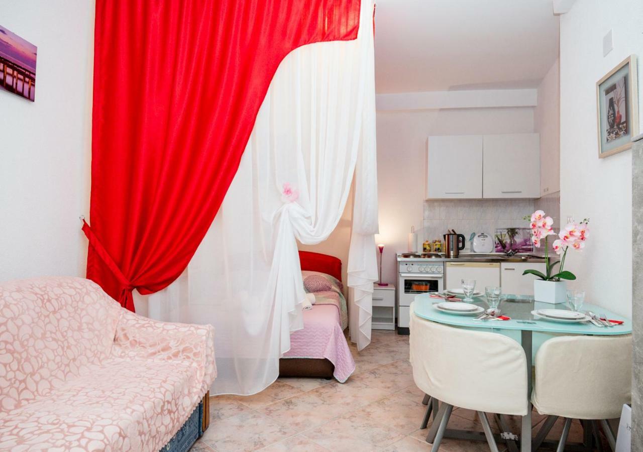 Studio Apartman Mima 우마그 외부 사진